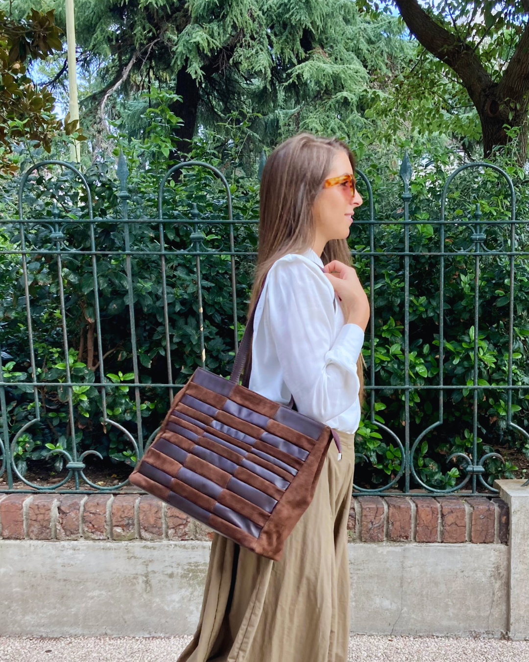 Bolso de gamuza y cuero RAMBLA color chocolate