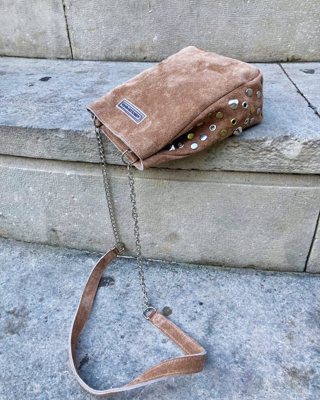 Cartera de gamuza PENÉLOPE - color visón