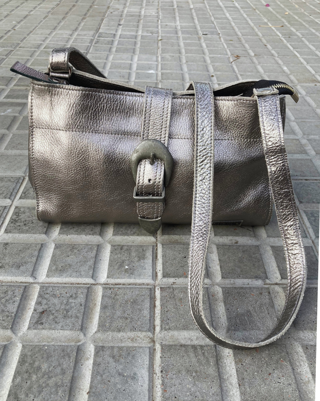 Cartera de cuero BEA - color plateado