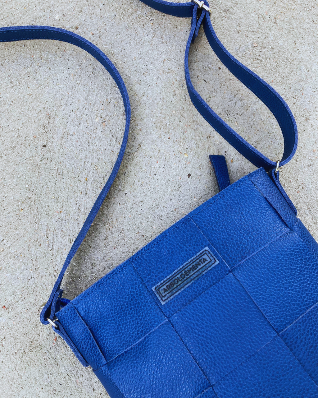 Bolso de cuero REPOSERA color azul eléctrico