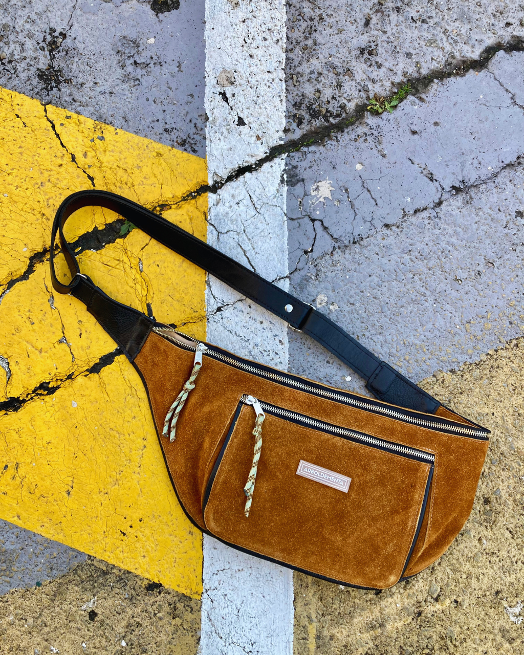 Bolso de gamuza y cuero LUISA - color habano