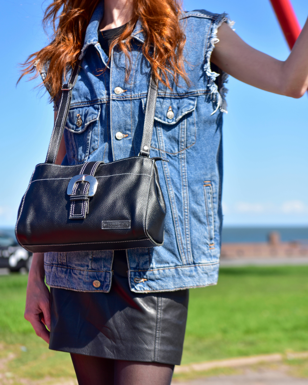 Cartera de cuero BEA - color negro - OPORTUNIDADES-