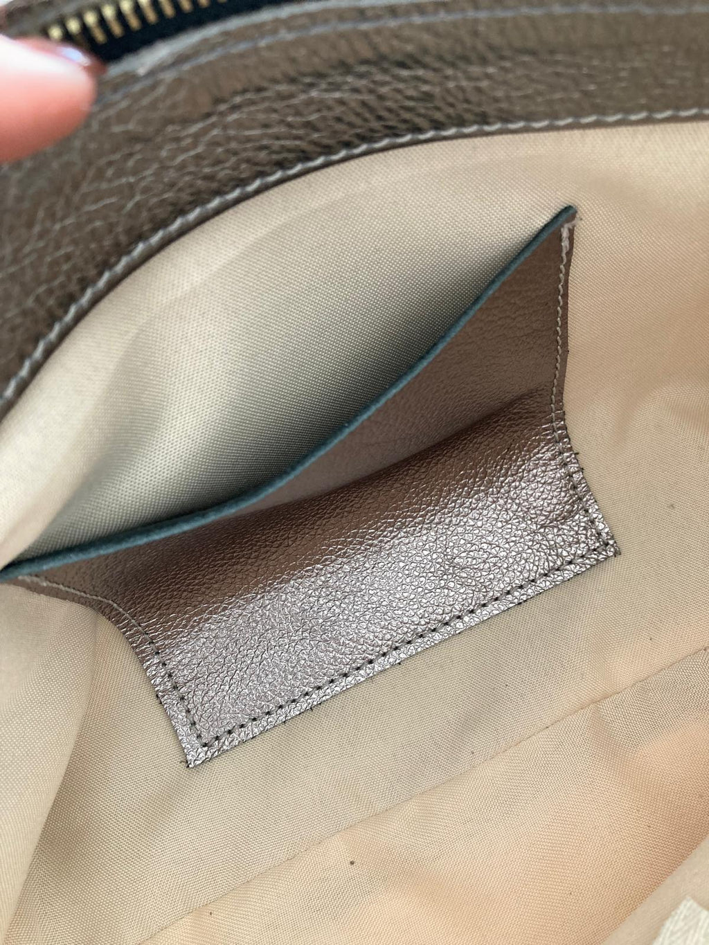 Cartera de cuero BEA - color plateado