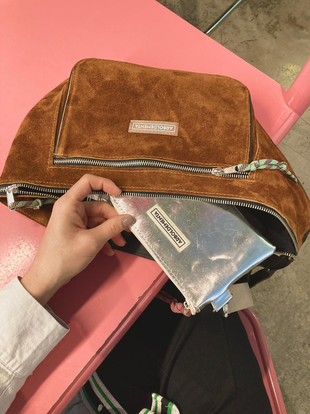 Bolso de gamuza y cuero LUISA - color habano