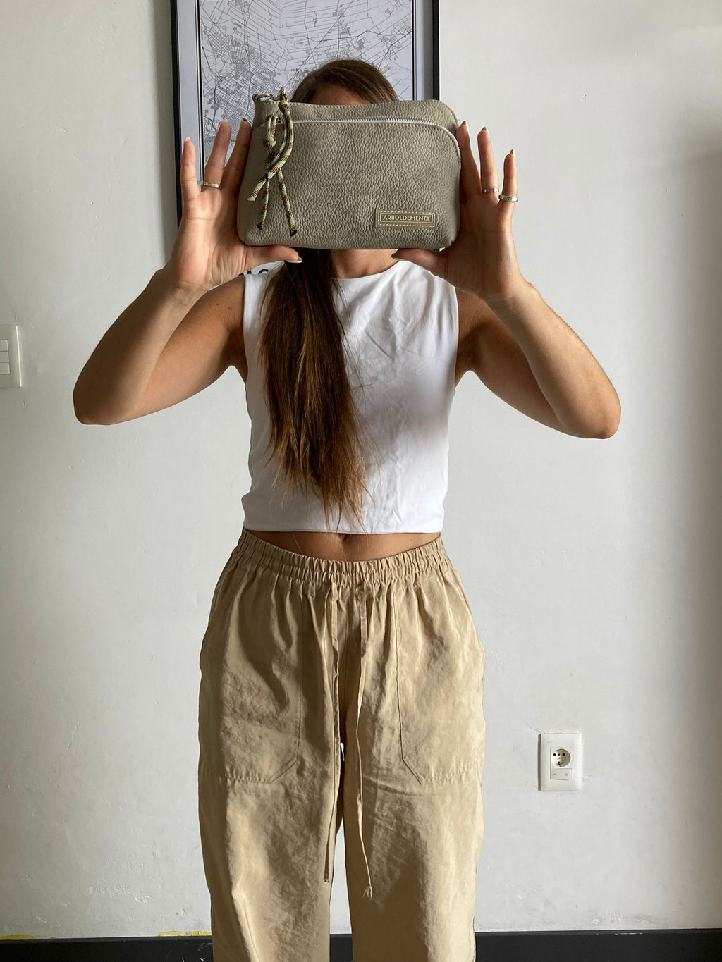Cartera de viaje de cuero SOFÍA - color tiza